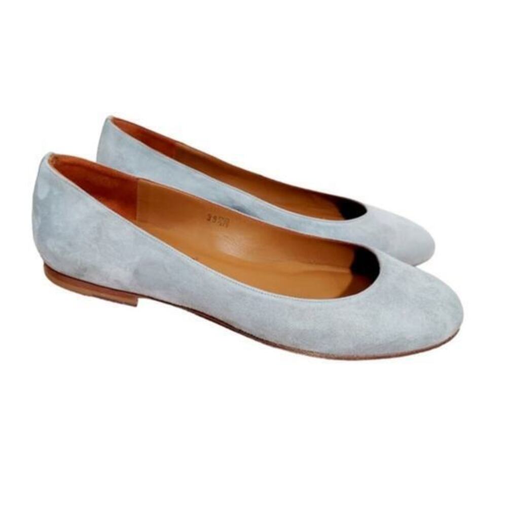 Margaux Womens Modern Classic Round Toe Ballet Flats Light Gray Suede Size 43